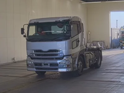 Nissan QUON  с аукциона в Японии