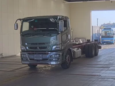 Mitsubishi SUPER GREAT  с аукциона в Японии