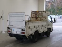 Toyota DYNA лот № 1515 оценка 3  с аукциона в Японии 1
