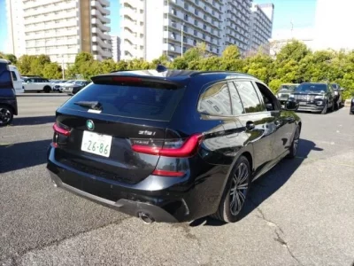 BMW 3-Series  с аукциона в Японии