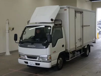 Isuzu ELF  с аукциона в Японии