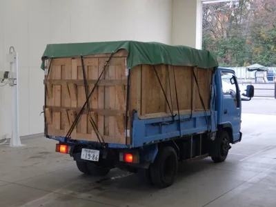 Isuzu ELF  с аукциона в Японии
