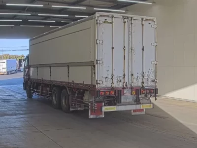 Nissan TRUCK  с аукциона в Японии