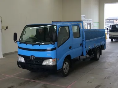 Toyota DYNA  с аукциона в Японии