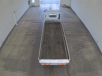 Isuzu FORWARD  с аукциона в Японии