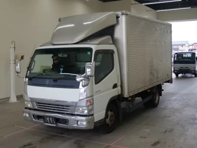 Mitsubishi CANTER  с аукциона в Японии
