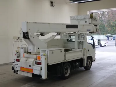 Isuzu ELF  с аукциона в Японии