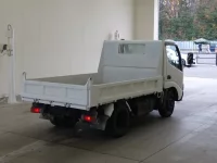 Hino DUTRO лот № 1543 оценка R  с аукциона в Японии 1