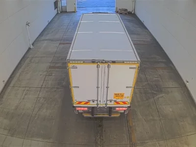 Isuzu FORWARD  с аукциона в Японии