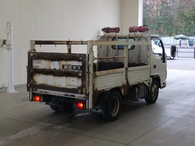 Isuzu ELF  с аукциона в Японии
