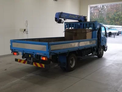 Hino DUTRO  с аукциона в Японии