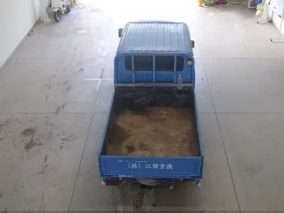 Toyota DYNA  с аукциона в Японии