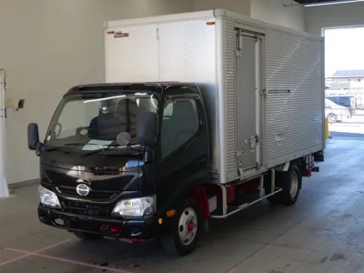 Hino DUTRO  с аукциона в Японии