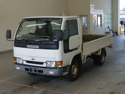 Nissan ATLAS  с аукциона в Японии