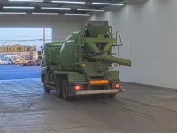 Nissan QUON лот № 4355 оценка 3.5  с аукциона в Японии 1