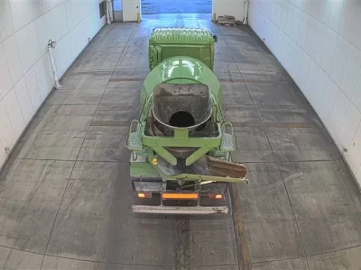 Nissan QUON  с аукциона в Японии