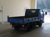 Isuzu ELF лот № 1583 оценка R  с аукциона в Японии 1