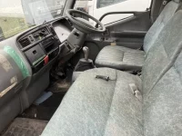 Mitsubishi CANTER лот № 1587 оценка 3  с аукциона в Японии 4