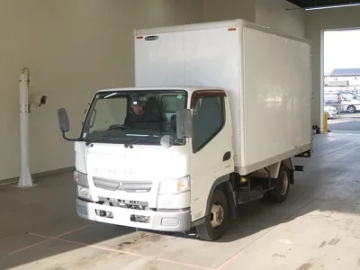 Mitsubishi CANTER  с аукциона в Японии