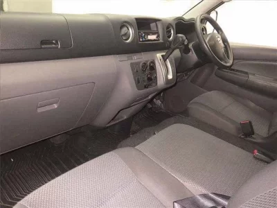 Nissan CARAVAN VAN  с аукциона в Японии