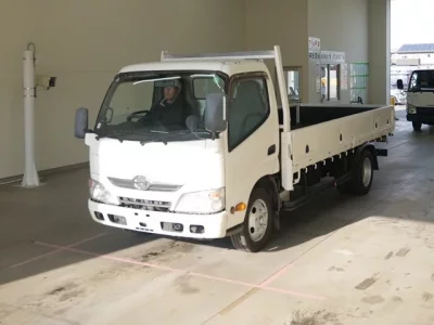 Hino DUTRO  с аукциона в Японии