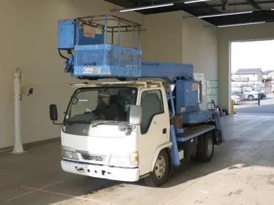 Isuzu ELF  с аукциона в Японии