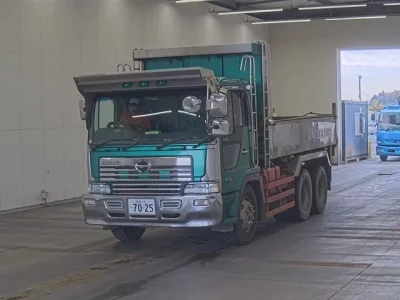 Hino TRUCK