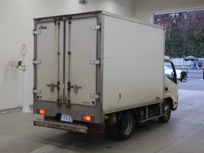 Hino DUTRO  с аукциона в Японии