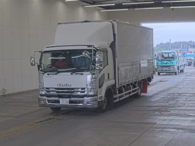 Isuzu FORWARD