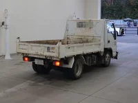 Isuzu ELF лот № 1637 оценка R  с аукциона в Японии 1