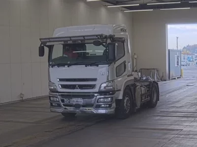 Mitsubishi SUPER GREAT  с аукциона в Японии