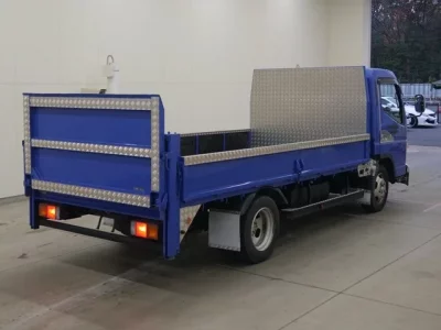 Mitsubishi CANTER  с аукциона в Японии