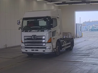 Hino TRUCK