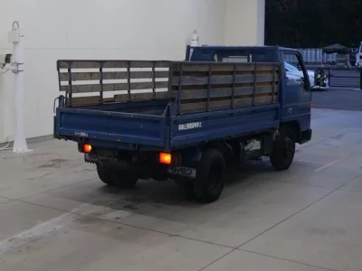 Mazda TITAN  с аукциона в Японии