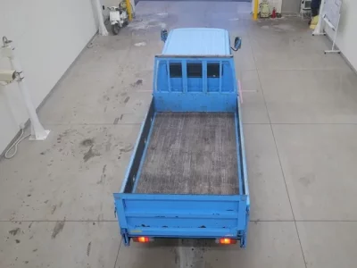 Toyota DYNA  с аукциона в Японии