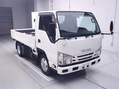 Isuzu ELF  с аукциона в Японии