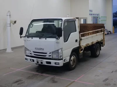 Isuzu ELF  с аукциона в Японии