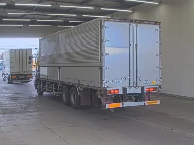 Hino PROFIA  с аукциона в Японии