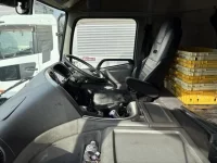 Nissan QUON лот № 4440 оценка 3.5  с аукциона в Японии 4