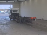 Nissan QUON лот № 4440 оценка 3.5  с аукциона в Японии 1