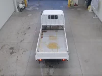 Mitsubishi CANTER лот № 1683 оценка R  с аукциона в Японии 2