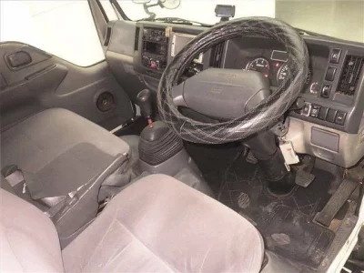 Mazda TITAN  с аукциона в Японии