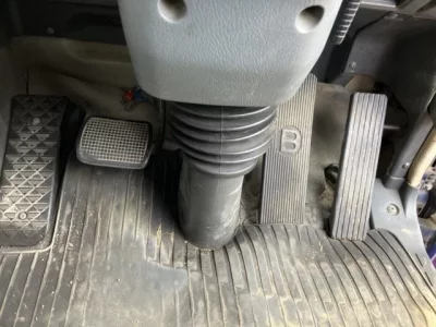 Mitsubishi SUPER GREAT  с аукциона в Японии