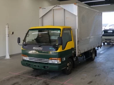 Isuzu ELF  с аукциона в Японии