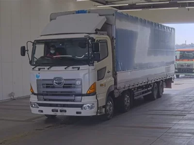 Hino PROFIA  с аукциона в Японии