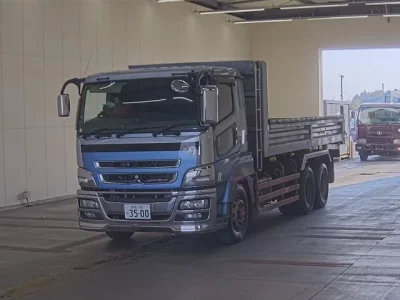 Mitsubishi SUPER GREAT  с аукциона в Японии