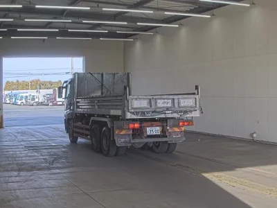 Mitsubishi SUPER GREAT  с аукциона в Японии