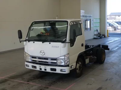 Mazda TITAN  с аукциона в Японии
