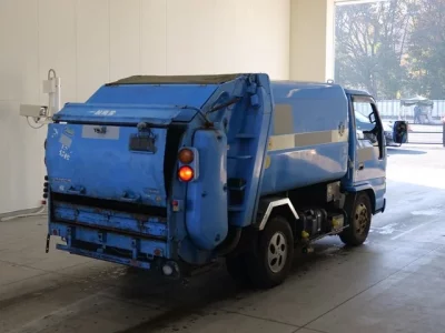 Isuzu ELF  с аукциона в Японии