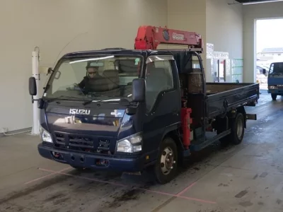 Isuzu ELF  с аукциона в Японии